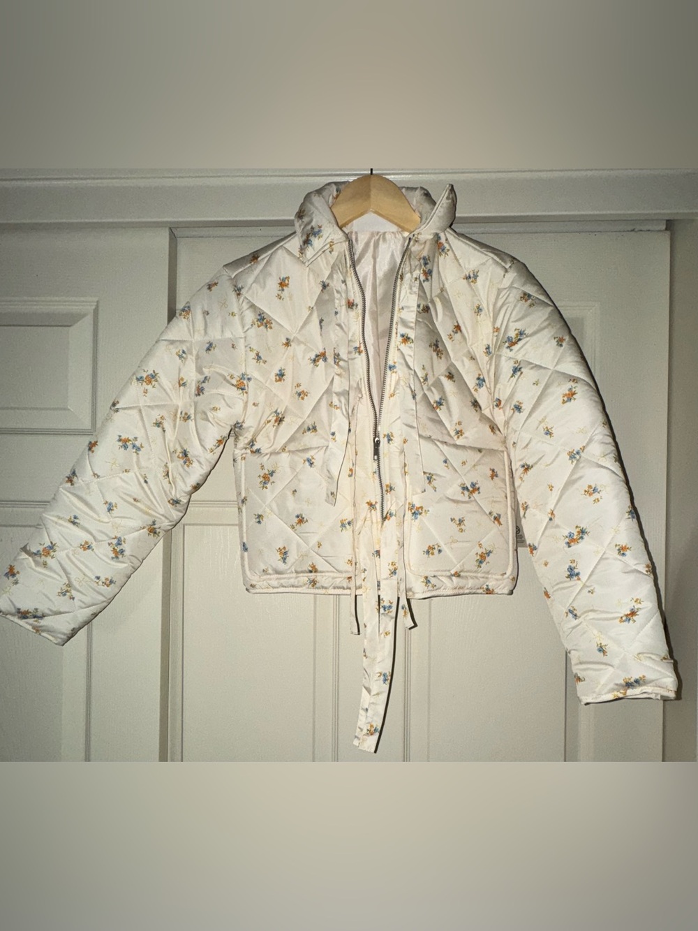 No Boundaries Quilted Bow Jacket, Women's XXS